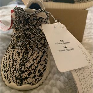 NWT Yeezy Sneakers for baby! Size 5K